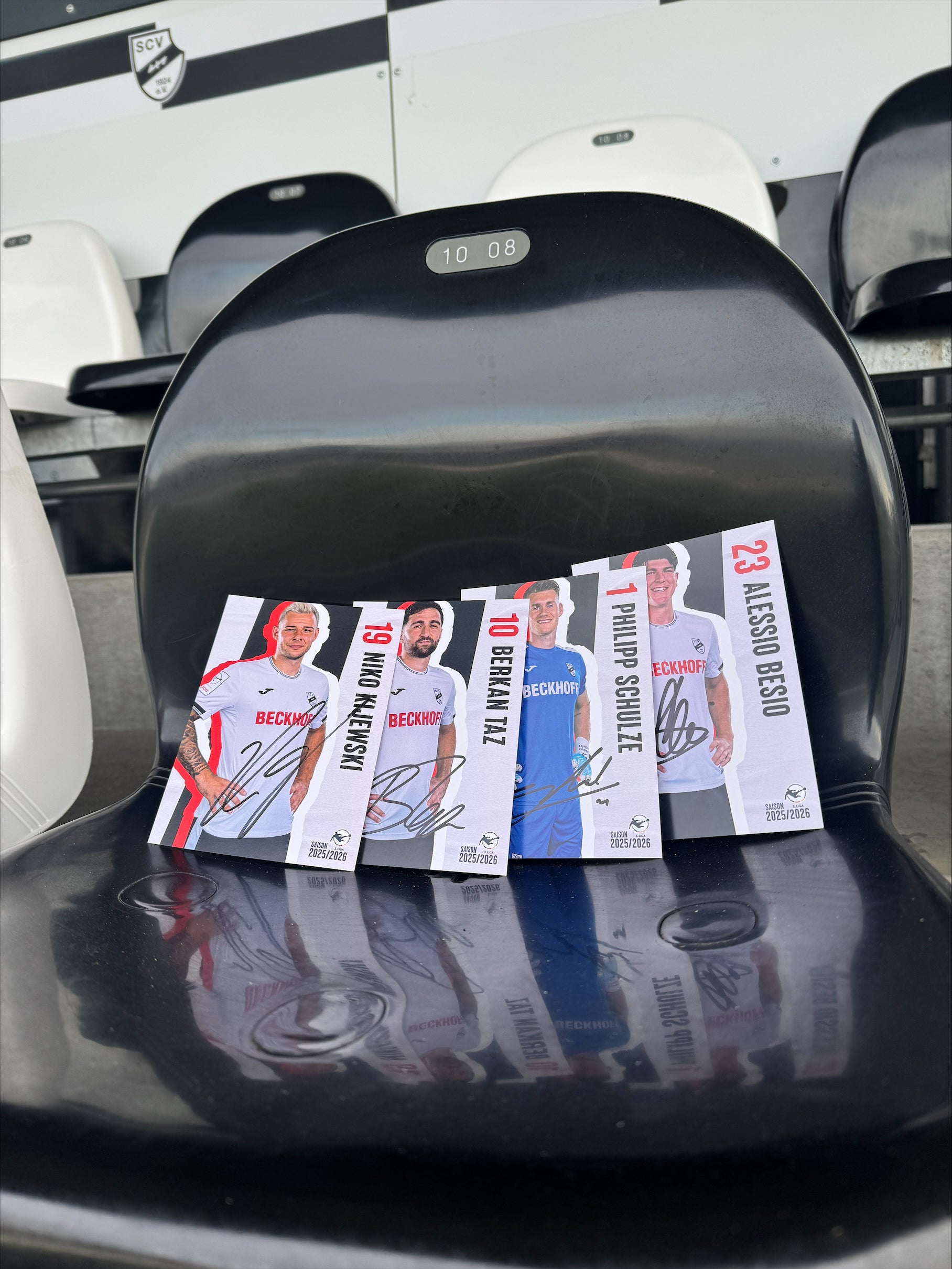 Selected Variant Image